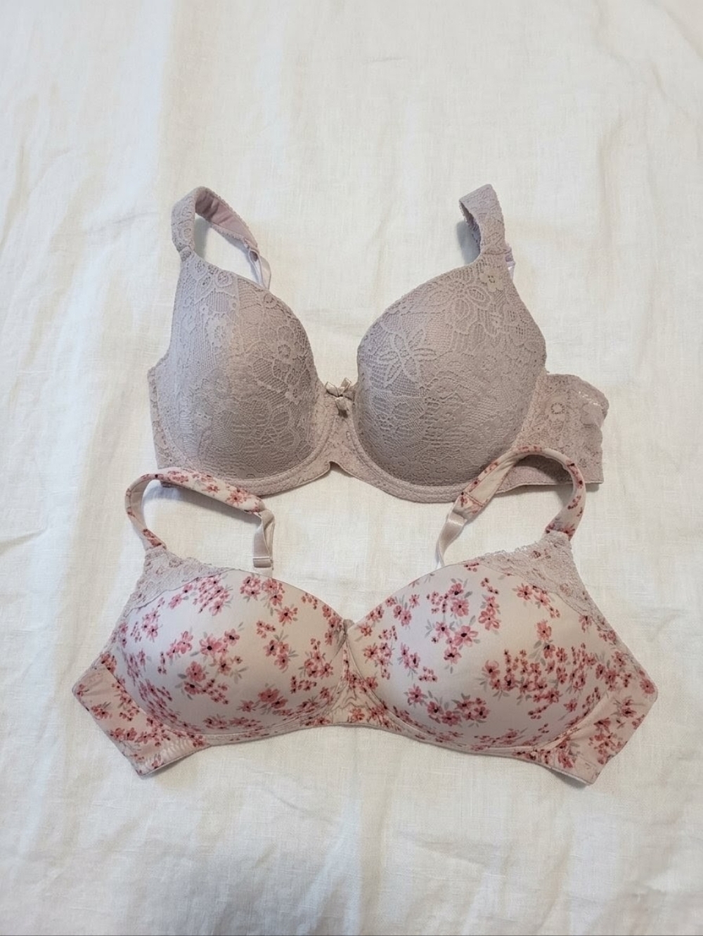 Laura Ashley Lace Bras – Size 40D (Set of 2)